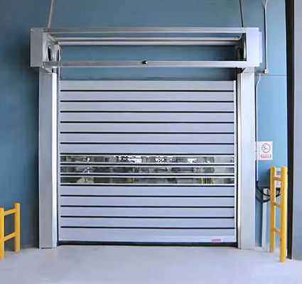 بوابة دوامة سريعة تحكمها اللوحة التحكمية مع 0.8m/s سرعات فتح وإغلاق في 220V / 50HZ مخصصة