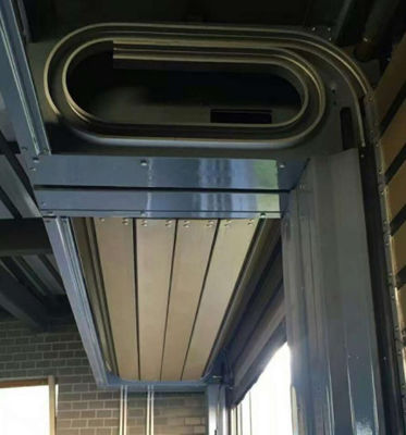 مقاومة الرياح الألومنيوم صلبة عملية سلسة مع الباب المدارية عالية السرعة - 220V / 50HZ مصدر الطاقة