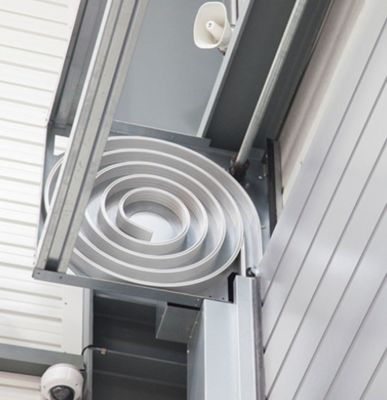 0.75 كيلو واط قوة المحرك مصنع الألومنيوم بالجملة صناعية عالية السرعة باب حلزوني السلامة والكفاءة مع مستشعر كهروضوئي باب المحرك للمخزن