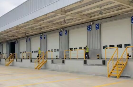 رافعات هيدروليكية بسعة 8-10 طن للمستودعات، منصة قابلة للتخصيص، ورشة عمل، ألواح رصيف أوتوماتيكية، مُعدِّلات أبواب الرصيف، تصميم آمن بوزن 25000-40000 رطل