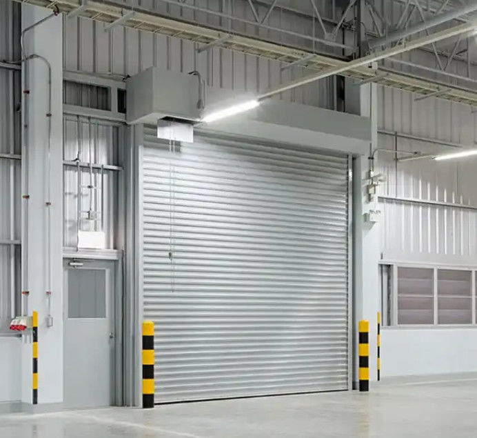 قناة الحديقة اللوجستية المستخدمة PLC التحكم الألومنيوم سرعة عالية الباب الحلزوني 0.8m/s سرعة الافتتاح مقاومة الرياح≤2.0KN/m2