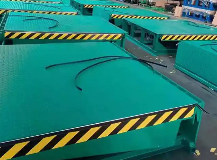 المرافق الكهربائية للأسوار المرفأ ورشة عمل لوحة المرفأ التلقائية 25000-40000LBS تصميم آمن للتحميل الآمن