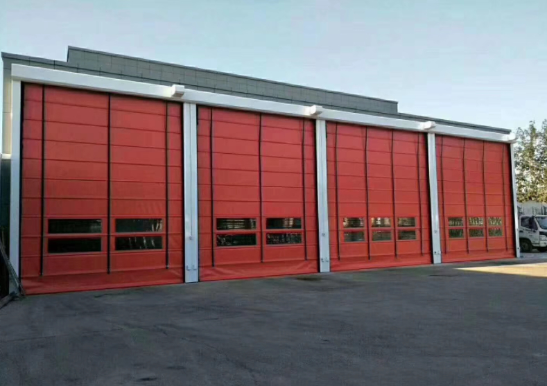 سعر المصنع السريع الصناعي PVC مستودع / مصنع الداخلية مقاومة الطقس سرعة عالية الباب 304 مواد الفولاذ المقاوم للصدأ التشغيل التلقائي